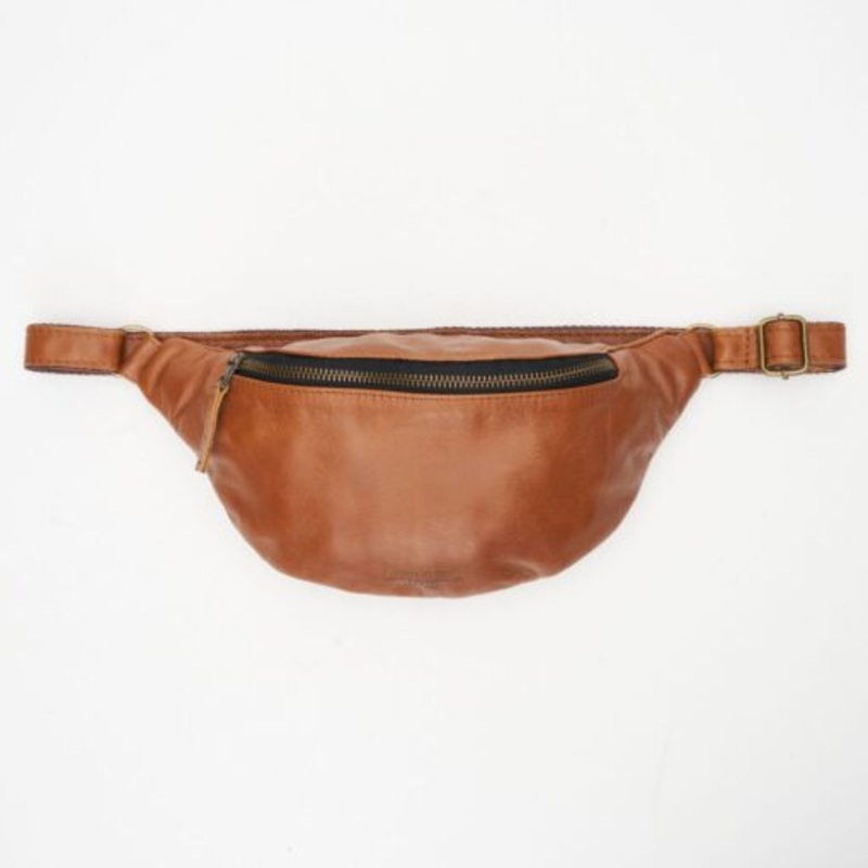 Woodstock Leather Spencer Moonbag  Pecan